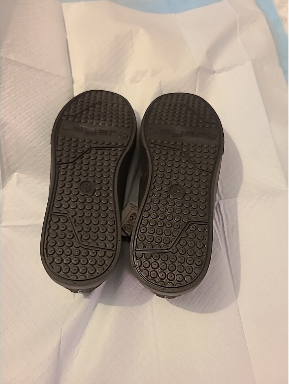 Layer 8 slip on Men’s shoe Lightweight Waterproof Flexible Size 8